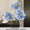 Tulipas Estrangeiras Simuladas de 3 Cabeças Decoração de Salão de Casamento Fundo de Flor de Seda Arranjo de Flores de Tulipa Paisagismo de Hotel Arte Floral