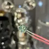 Pendientes de Acero de Titanio con Diamante Corte Milenio de 8mm, Destello Explosivo, Lavables, Sin Molestias al Dormir, Moda con Temperamento, Más Fáciles de Combinar con Clavos de Hélice Auricular