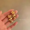 Pendientes de Botón Metálicos con Borla de Flor Estilo Coreano para Mujer Otoño/Invierno Pendientes Retro Elegantes para Mujer Joyería para Orejas Única Versátil de Alta Gama