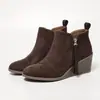 Fábrica de origen botines mujer punta redonda tacón de cuña cremallera lateral borla botines cortos moda mujer suministro al por mayor