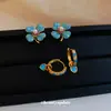 Aretes de Botón de Corazón de Amor y Flor con Circonia Chapados en Oro Real de 18k Nuevo Diseño Retro Chino Ear Cuff Pendientes de Moda Versátiles