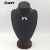 Wt-Jn393 Exquisito Diseño de Perla de Concha Grabada con Personaje Collar Fino para Clavícula para la Decoración Diaria de las Niñas