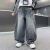 Jeans Anchos Nuevos de Primavera y Otoño para Niños Medianos y Grandes Pierna Recta Holgada Tendencia Cool Bordado Atractivo Estilo Coreano Pantalones Largos