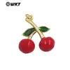 Wt-Jfe155 Lindos Pendientes de Latón Personalizados con Cerezas Rojas y Material de Pegamento Dorado y Plateado Pequeño para DIY