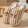 Novas Pantufas de Algodão Desenho Animado para Homens e Mulheres, Uso Doméstico, Pantufas de Pelúcia para Casal Outono e Inverno, Pantufas de Algodão de Inverno Atacado