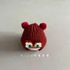 Touca de Tricô Fofa Vermelho Escuro para Bebês Meninos e Meninas, Adequada para Recém-Nascidos no Outono e Inverno, com Proteção para Orelhas e Aquecimento