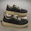 Sapatos masculinos de comércio exterior, novo modelo de outono, tênis casuais de alta qualidade, aumento de altura com sola grossa para homens, antiderrapante, resistente ao desgaste, tênis esportivos juvenis