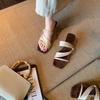 Sandálias Flip-Flop Elegantes e Simples Estilo Coreano 2026 para Mulheres, Sandálias Romanas de Verão com Salto Grosso e Dedos Separados, Chinelos Meio Sapato para Mulheres