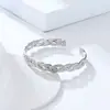 Pulsera de Moda Europea y Americana para Mujer Lujo Ligero Diseño de Nicho de Gama Alta Transfronterizo Hueca Nueva Apertura Pulsera Ajustable