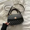 Bolso de mano estilo western, nuevo para primavera 2026, bolso cuadrado pequeño de alto valor estético, diseño elaborado y con cuentas, bolso cruzado