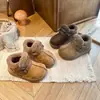 Zapatos de Peluche tipo Birkenstock para Niñas Otoño/Invierno 2026 Nuevos Zapatos de Algodón para Bebé Zapatos Dobles de Algodón Peludos Botas de Nieve para Niños Zapatos Peludos