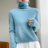 Roupas femininas de outono e inverno prontas para usar de alta qualidade em lã pura, suéter de tricô curto de cor sólida quente com gola alta empilhada