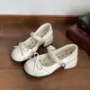 Zapatos Mary Jane Blancos de Tacón Grueso Bajos para Mujer Verano 2026 Nuevo Estilo Retro Francés con Faldas Suela Suave