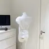 Camisa Branca de Tencel com Cintura Ajustada e Gola Peter Pan para Mulheres com Mangas Bufantes e Aplicação de Renda Off-White, Direto da Fábrica, Tecido Woven Levemente Elástico