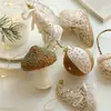 Nuevos adornos navideños de espuma color champán, decoraciones para árbol de Navidad de tela con purpurina, colgantes de perlas y arreglos de escenas con formas únicas