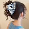 Pinza para el Cabello de Felpa Color Café Melard para Mujer, Otoño e Invierno, Pinza de Tiburón para la Parte Posterior de la Cabeza, Accesorio de Cabello de Alta Gama para Coletas Bajas