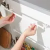 Haste Telescópica para Cortina Flor de Ameixa Pintada de Branco, Haste para Secar Roupas, Haste para Secar Roupas sem Furar, Haste Romana, Haste de Suporte, Haste para Cortina de Chuveiro Atacado
