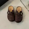 Pantuflas retro para mujer con puntera de remaches, nueva colección otoño/invierno 2026, suela gruesa, sin cordones, versátiles, cómodas y fáciles de usar, zapatos estilo Birkenstock