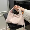 Bolsas Femininas de Nicho Feitas Sob Medida Moda Primavera/Verão 2025 Bolsa Transversal Bolsa de Mão Casual Estilosa Bolsa de Ombro Versátil Feminina