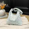 2026 Novo Estilo Bolsa de Mão Casual Retrô Estampada Elegante com Laço Grande Capacidade para o Dia a Dia Bolsa Tote de Ombro/Axila