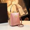 Bolso para Teléfono Móvil Niche Simple Transfronterizo para Mujer 2025 Nuevo Bolso Bandolera Versátil Exquisito Mini Bolso de Clip de Celebridad