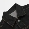 Jaqueta jeans lavada estilo retrô americano da moda 2026, corte solto, casual e versátil, perfeita para casais
