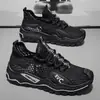 Zapatos para Hombre 2026 Verano Nuevos Transpirables Anti-Olor Calados de Malla Ligeros Versátiles Antideslizantes Casuales Deportivos Tendencia