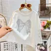 Top de Strass para Meninas Camiseta com Manga de Renda Infantil Algodão Classe A Falso Duas Peças Top Atacado