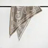Bufanda Triángulo Jacquard Paisley Gruesa de Invierno Ropa Exterior de Moda Cachemira Sintética Estilo Coreano Accesorio Transfronterizo para Mujer Chal Venta al por Mayor