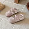 Sapatos Princesa de Malha Respirável para Meninas 2026 Verão Novo Mocassins Prateados Infantis Sapato de Couro Macio Antiderrapante para Menina Pequena