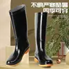 Botas de lluvia de goma negras de caña alta con forro de felpa, cubrezapatos impermeables, protectores de zapatos de goma, botas de agua, botas cortas de cocina para mujer, cálidas