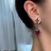 Pendientes de temperamento de cuatro hombres con estrella roja de amor, pendientes de personalidad de nicho femenino, moda 2023, nuevos pendientes de moda.