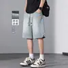 Shorts jeans finos de atacado para o verão com estampa de céu estrelado para homens, shorts da moda de marca com toque gelado de seda gelada no joelho para adolescentes