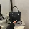 Bolsa de Mão Vintage de Nicho Estilo Balde para Mulheres, Novo Modelo Inverno 2026, Bolsa Transversal Acolchoada Bordada para Trabalho e Deslocamento, Bolsa de Ombro