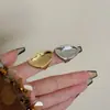 Anillo Abierto de Personalidad Irregular de Lujo Ligero Ins Europeo y Americano Nicho Anillo Superpuesto de Uña Metálica con Espacio