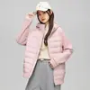 Jaqueta de Penas Masculina Leve com Capuz 2025 Inverno Nova Costura Tricotada Casal Versátil Tendência Casual Jaqueta Roupas Masculinas
