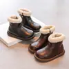 Zapatos de Invierno para Niña 2025 Nuevos Zapatos de Algodón para Niños Botines Forrados de Felpa Botas Martin Gruesas Acolchadas de Algodón para Bebé Niña Cálidos