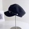 Gorra de boina retro versátil para mujer de otoño e invierno con hebilla de cinturón, copa plana, material de lana, visera curva, estiliza el rostro, gorra octogonal de moda