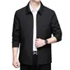 Jaqueta acolchoada masculina para meia-idade, espessada para outono e inverno, com gola alta, adequada para pais, disponível em tamanhos grandes, peça externa casual e quente para homens de meia-idade e idosos
