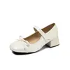 Versión en stock~Zapatos de subcultura para mujer estilo punk, dulces y geniales, con tachuelas y hebilla de cinturón, Mary Janes, punta cuadrada, zapatos de ballet