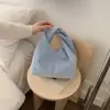 Bolso Nube de Alta Gama de Moda, Muy Vendido y Versátil, con Diseño Único, Piel Suave Plisada, Dulce Bolso de Viaje, Bolso de Mano Fresco