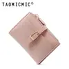 Carteira Feminina Curta Europeia e Americana de Emenda Pu High-End Carteira com 80% de Desconto Carteira com Ferragens Simples Carteira