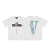 VLONE FOG Trendy Brand Big V Mother Logo Cherry Blossom Manga curta Esboço Bordado Lip Print Graffiti Print Camiseta