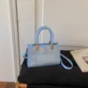 Bolso pequeño cuadrado texturizado, minimalista y elegante, un diseño nuevo, casual y único para mujer, perfecto para la primavera de 2026, un bolso de hombro o bandolera a la moda