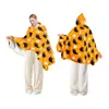 Manta de franela con capucha y forma de chal, manta ponible, manta tipo capa con estampado de Halloween, manta gruesa para cubrir el sofá para personas perezosas
