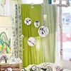 Casa de Chá Estilo Chinês com Texto em Pintura a Tinta, Cortinas de Gaze Poéticas, Preparo do Chá no Fogão, Linda Decoração de Tecido de Fundo Verde, Cortinas Penduradas, Tecido Pendurado no Teto
