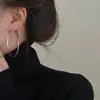 Pendientes de Aro Grandes 2025 Nuevo Estilo Caliente Pendientes de Aro Lisos de Gama Alta para Mujer con Rostros Cuadrados y Redondos de Lujo Accesible y Pendientes Exagerados