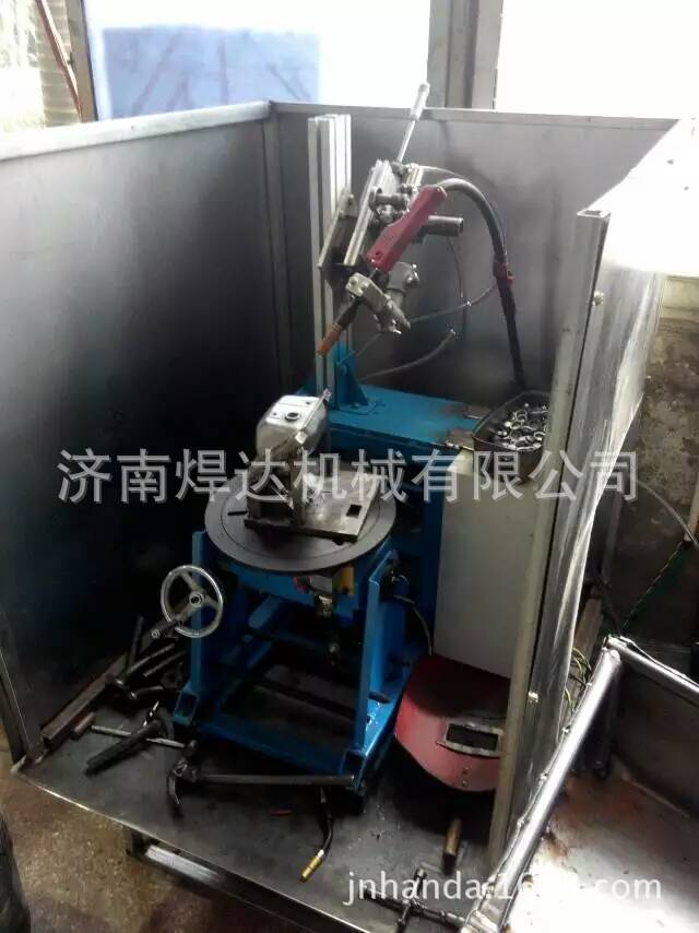 为客户改装45度下枪焊接变位机