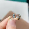 Hebilla de oreja de apatita natural de alta calidad, tamaño de la piedra principal de apatita de alta calidad: Plata de ley 925 chapada en oro blanco 3*3 mm