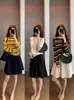 Falda de pana estilo coreano, corte relajado, línea A, cintura alta con detalle de pliegues, longitud media, colección de otoño H091017